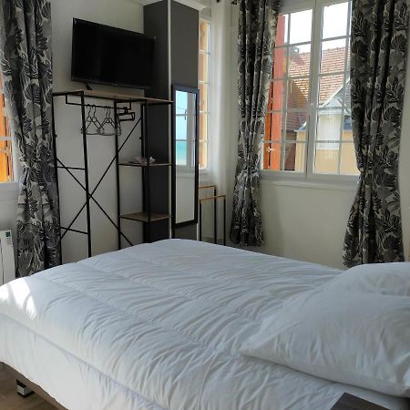Au Gre Des Marees, Appartement Face A La Mer, Classe 3 Etoiles Ault Exterior foto